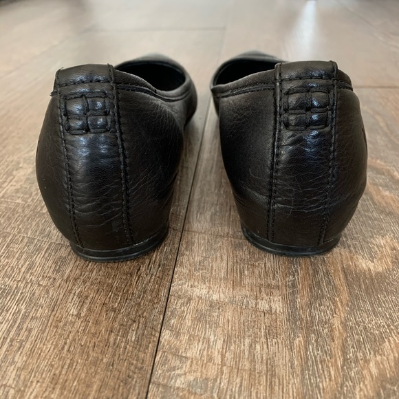 Like new Frye pointed ballerina flats - worn once! - Picture 2 of 8